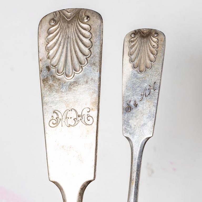 Cutlery set, 73 pieces, silver, "Musslan", Finland, first half of the 20th century.