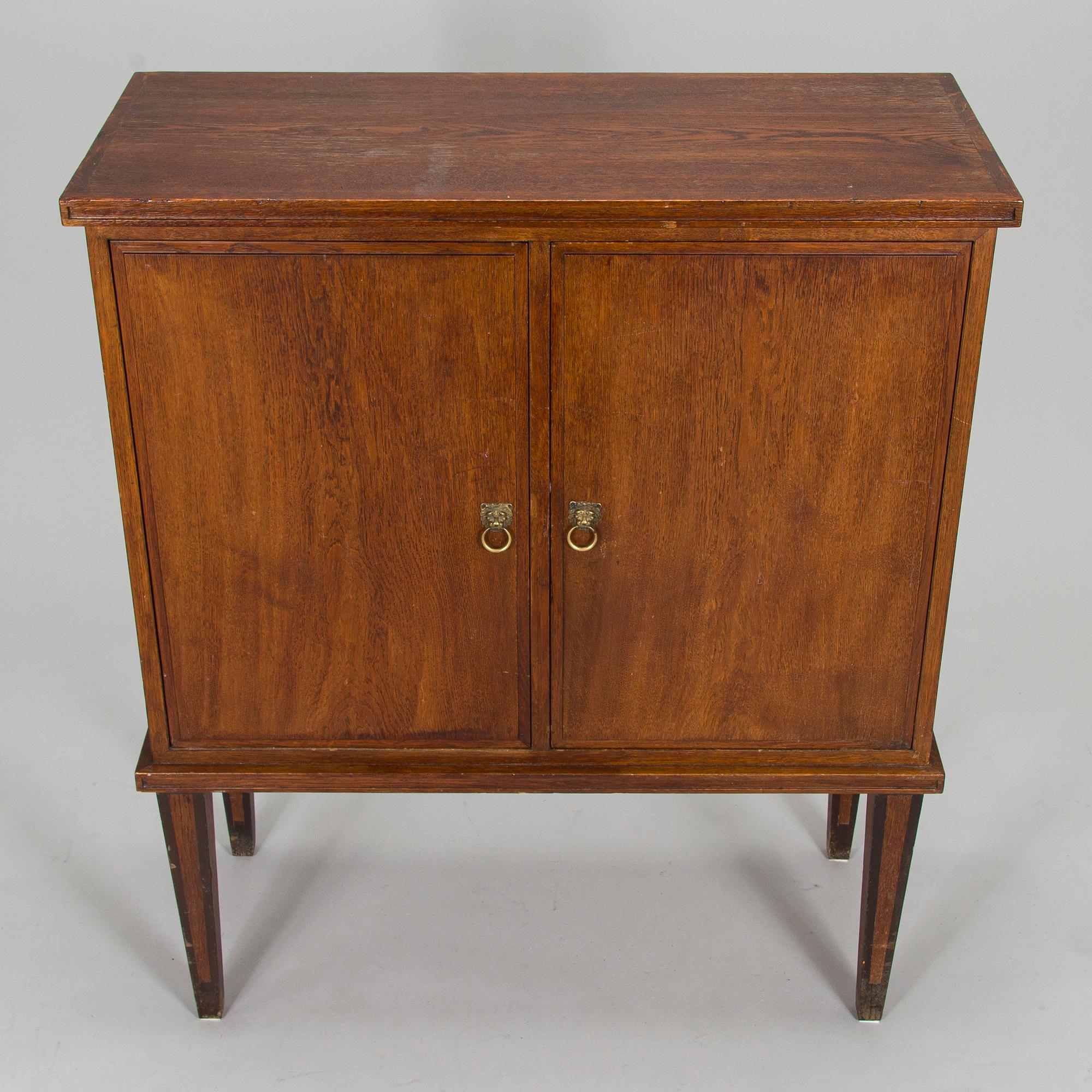 Birger Hahl, a 1930's cabinet by A. Salmi Huonekalutehdas.