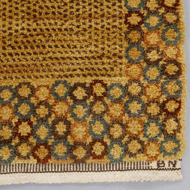 Barbro Nilsson, MATTO, "Gulingen", knotted pile, ca 219,5 x 145 cm, signed AB MMF BN.