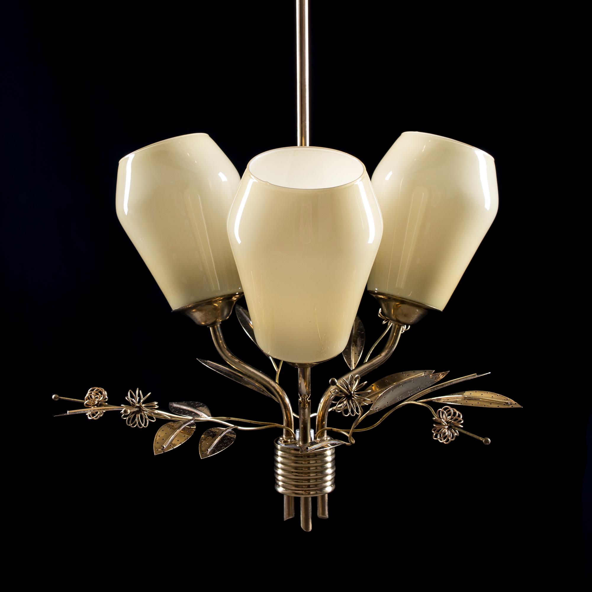 TAKARMATUR, Itsu, 1900-talets mitt. Höjd 71 cm.