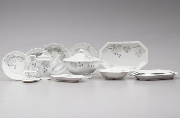 MATSERVIS, 66 delar, porslin, "Maria", Rosenthal.