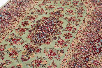 Rug, Kirman, approx. 290 x 185 cm.