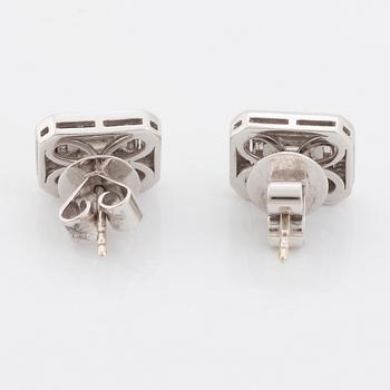 Baguette and brilliant cut diamond earrings.