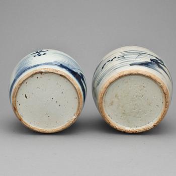 BOJANER, 2 st, porslin, Kina, 1800-tal.