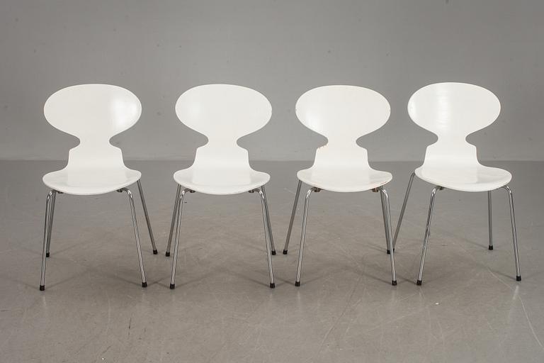 STOLAR, 4 stycken "Myran" Arne Jacobsen, Fritz Hansen, 1900-talets senare del.