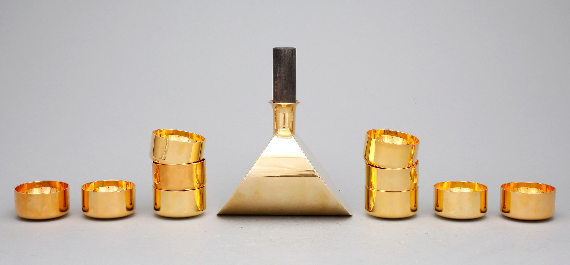 PLUNTA OCH SUPKOPPAR, 1+10st, mässing och förgylld mässing, Pierre Forsell, Skultuna.