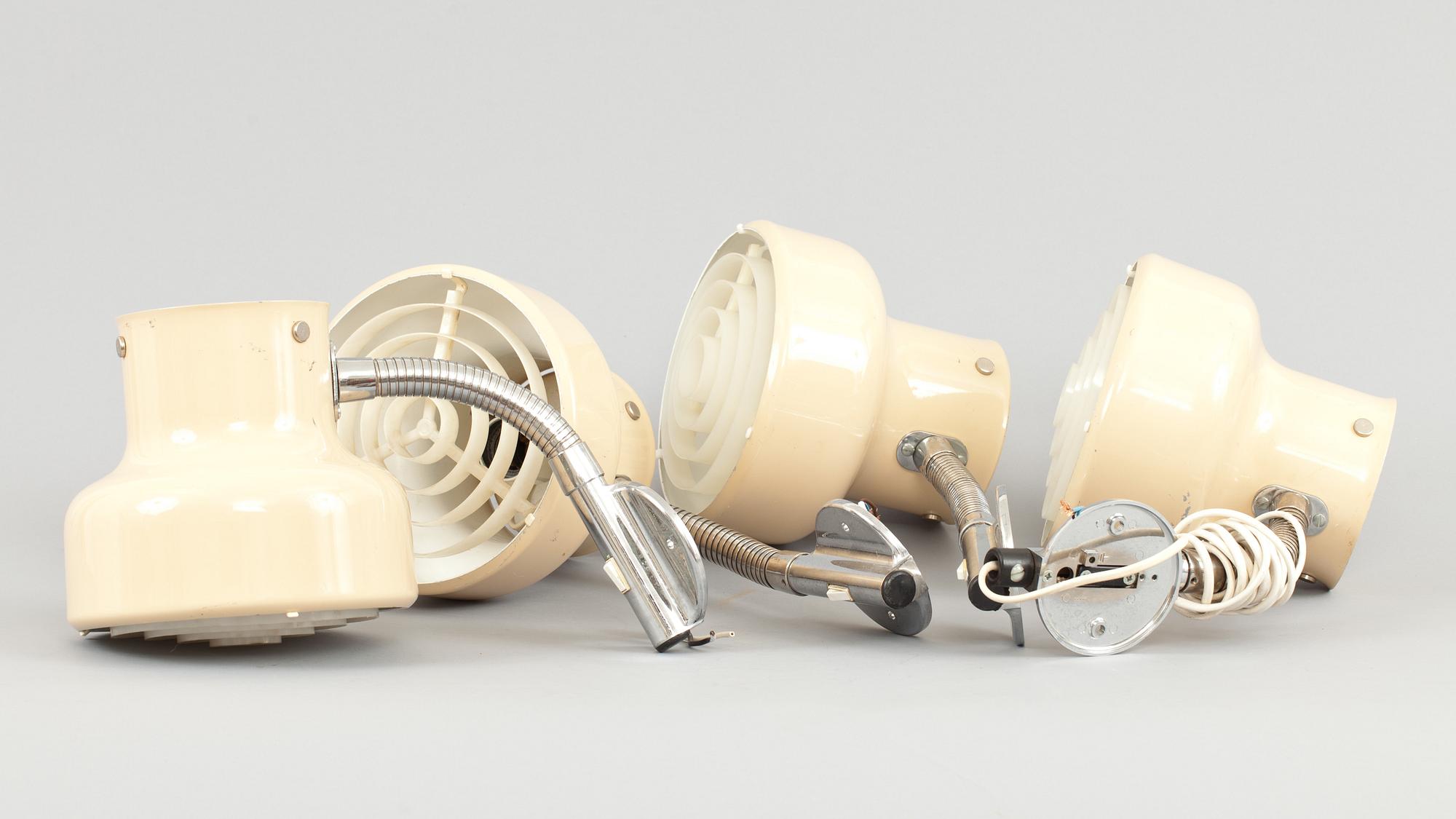 VÄGGLAMPOR, 4 st , "Bumlingen", Ateljé Lyktan, Åhus. 1900-talets andra hälft.