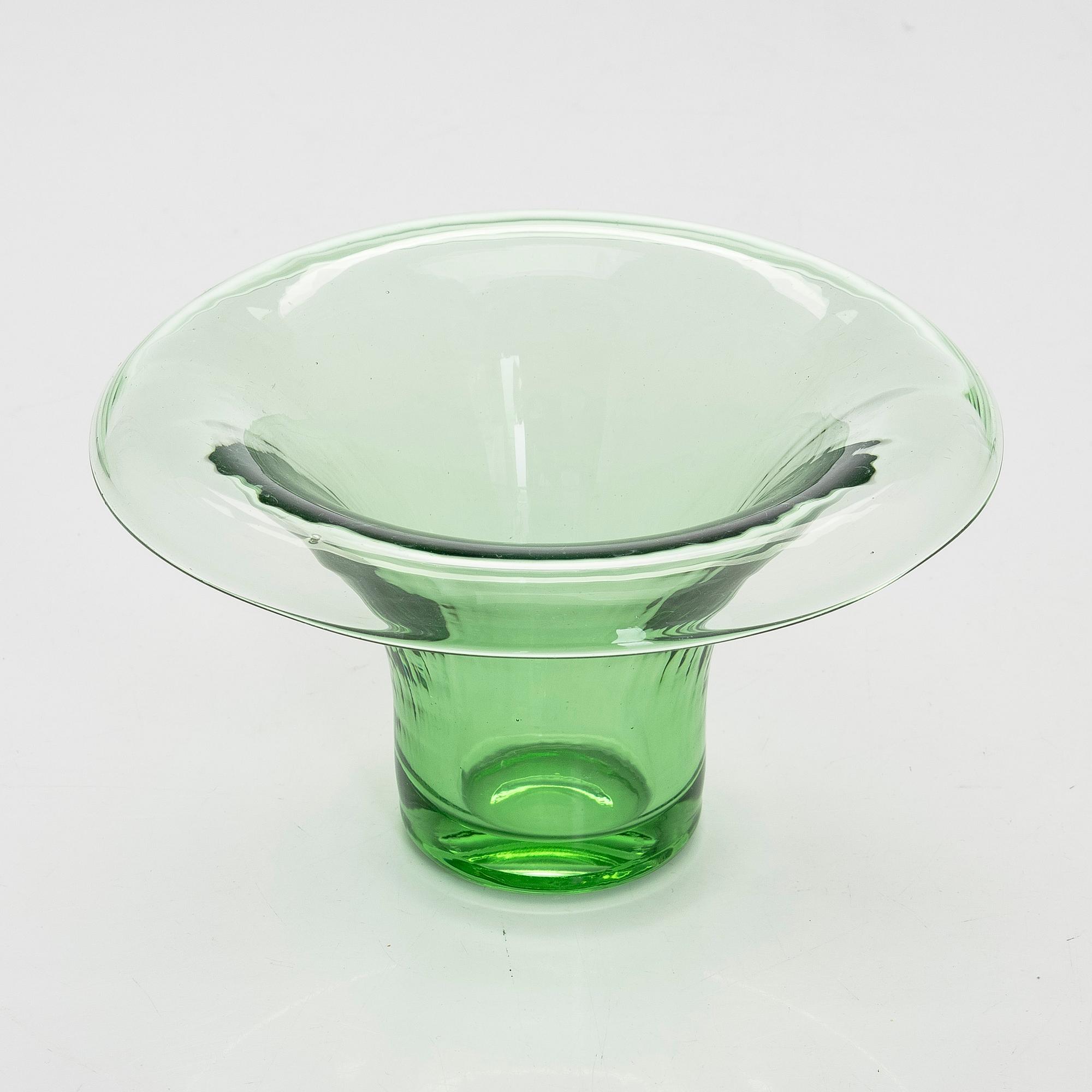 Helena Tynell, vas, "Kaulus", signeerattu Riihimäen Lasi Oy Helena Tynell.