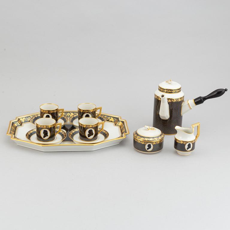 Royal Copenhagen, kaffeservis/presentationsservis, 9 delar, porslin, Danmark.