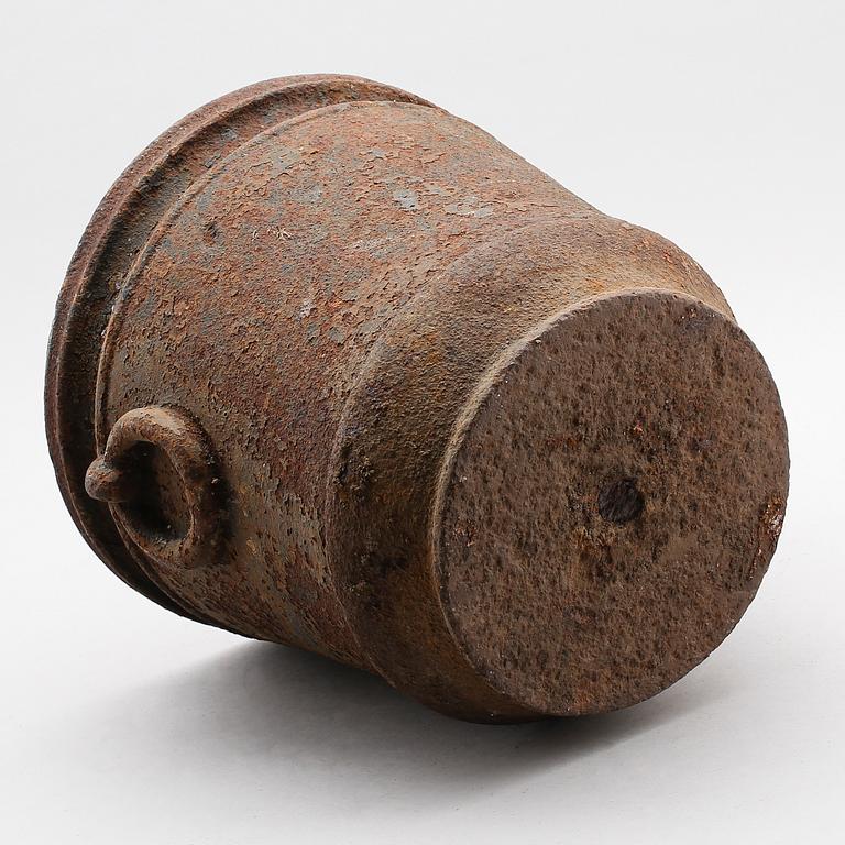 URNA, gjutjärn, 1800-talets första hälft.