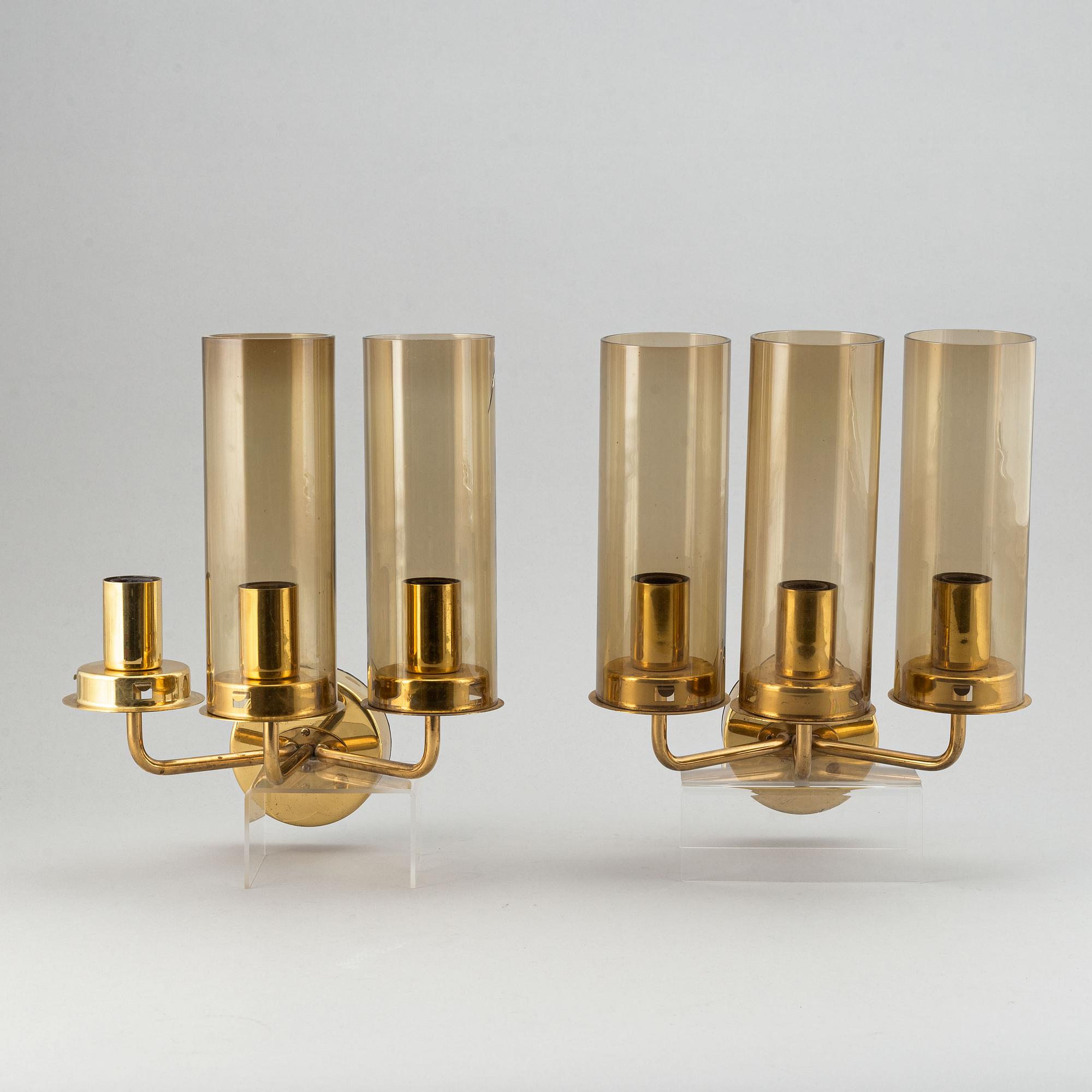 Hans-Agne Jakobsson, vägglampor, ett par, "Sonata" Markaryd 1900-talets senare del.