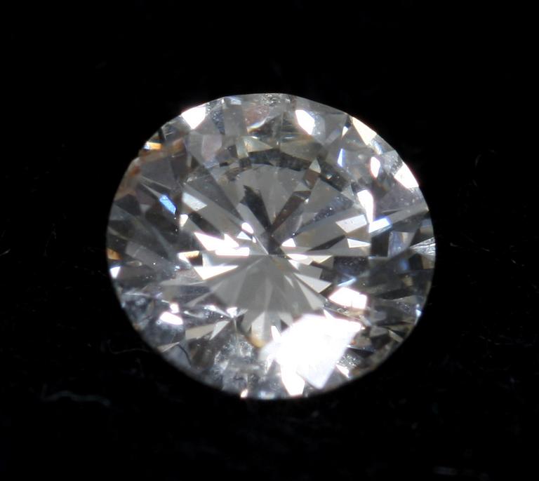 DIAMANT, diam ca 4, h ca 3 mm.