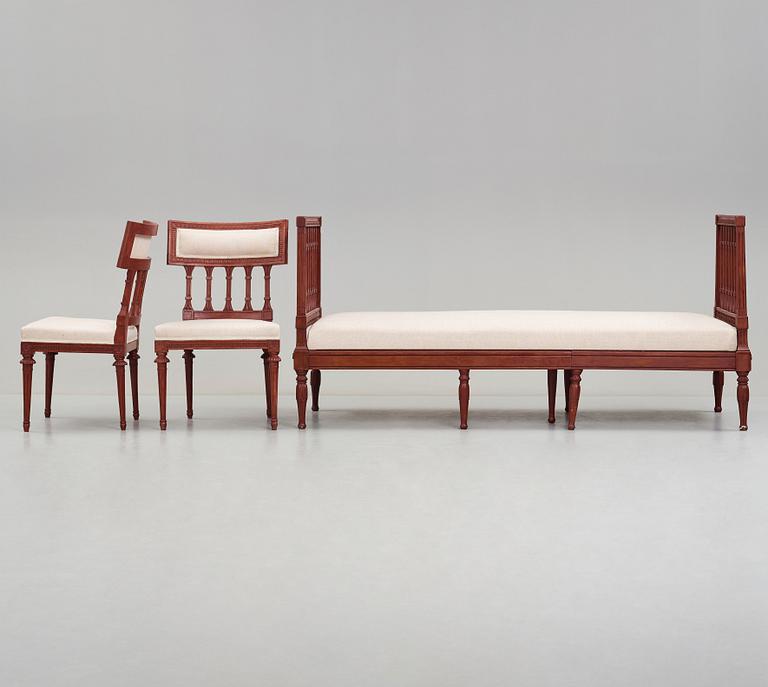 A pair of chairs and a sofa by Ephraim Ståhl (master in Stockholm 1794-1820), late Gustavian ca 1800.