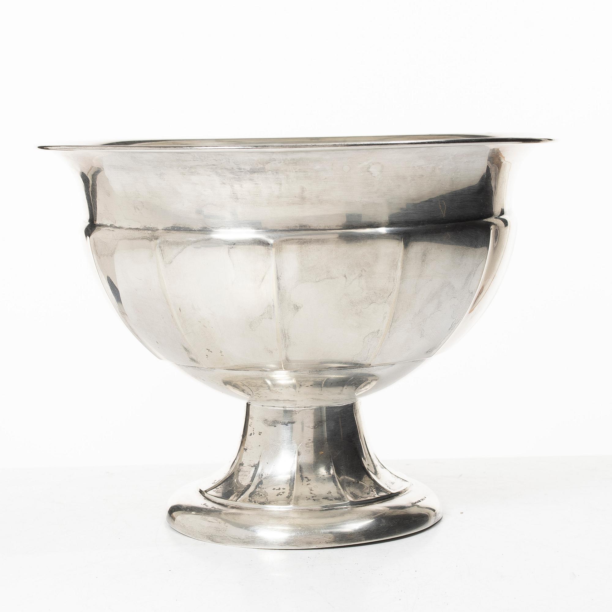 A silver bowl, K.Andersson, Stockholm, Sweden, 1916.