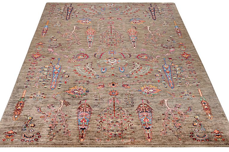A Ziegler Ariana carpet, c. 296 x 213 cm.