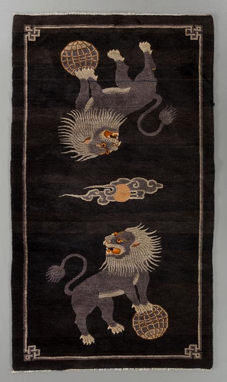 MATTA, Kina Baotou old/semiantik ca 180 x 101 cm.