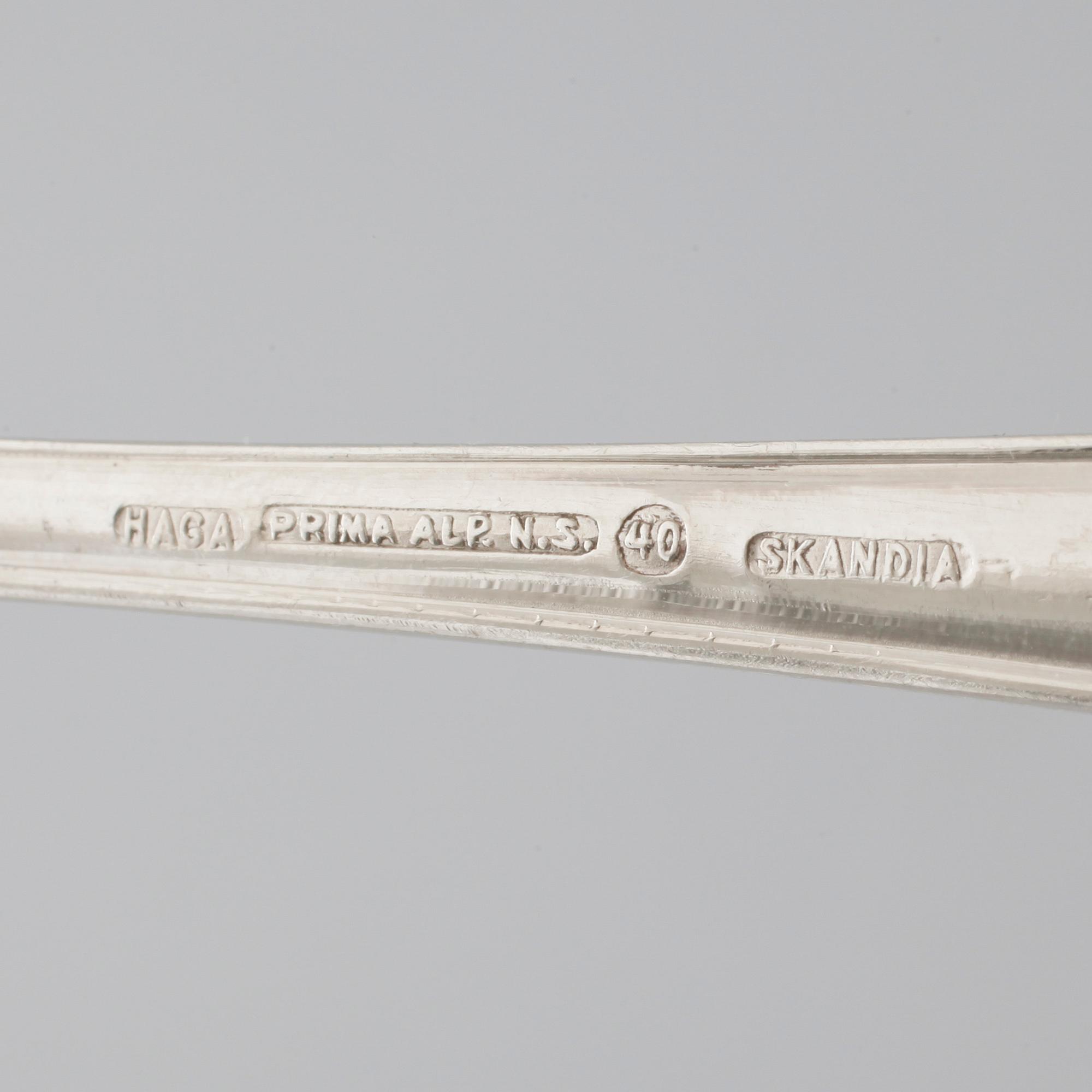 Bestick, 131 st, nysilver och silver (190 g) , "Haga", merparten tillverkade av Skandia.