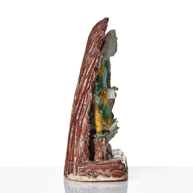 Figurin, biskviporslin. Qingdynastin, Kangxi (1662-1722).