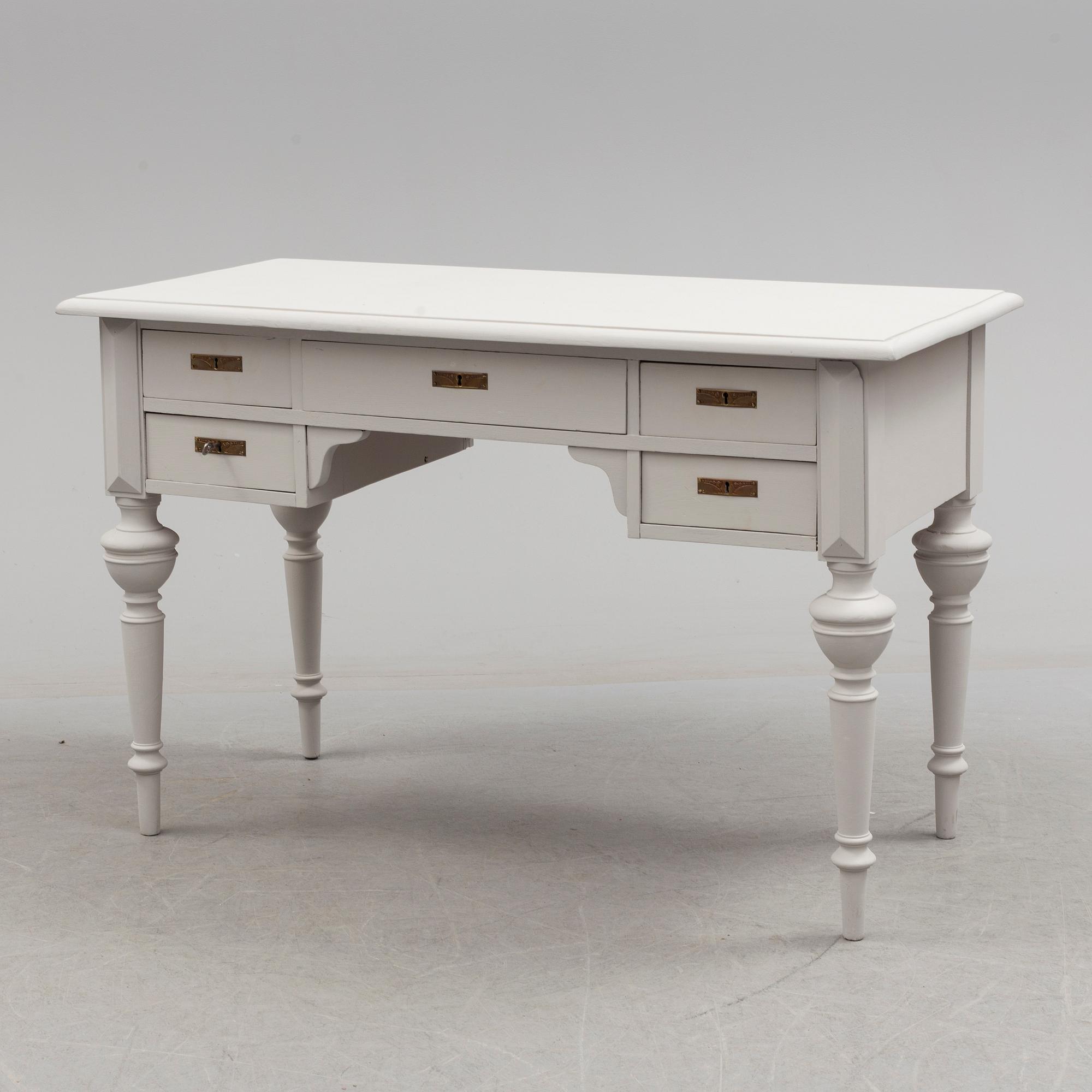 A writing desk from around year 1900.