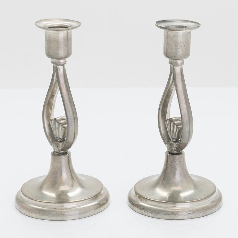 Paavo Tynell, A pair of 1920/30's '8022' candlesticks for Taito.