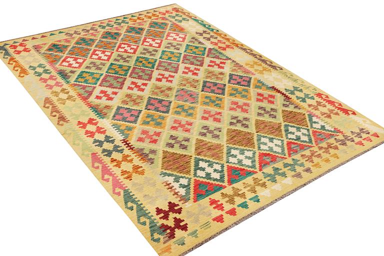 A Kilim carpet, c. 298 x 204 cm.