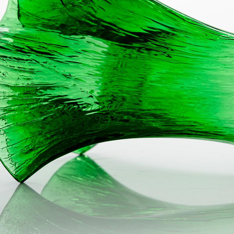 Oiva Toikka, Four glass figurines from the 'Vegetables' series, Pro Arte 1993, signed.