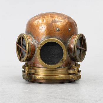 Diving helmet, for deep-sea divers, circa 1900 (before 1904),  C.A. Lindqvist (Carl Axel L 1828-1904).