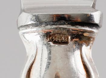 BORDSKNIVAR, 9 st, silver, "Victoria", CG Hallberg, Stockholm 1948. Vikt med stålblad ca 596 gram.