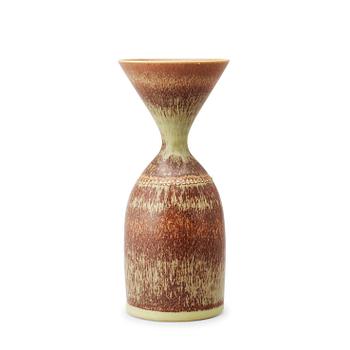 A Stig Lindberg stoneware vase, Gustavsberg Studio 1954.
