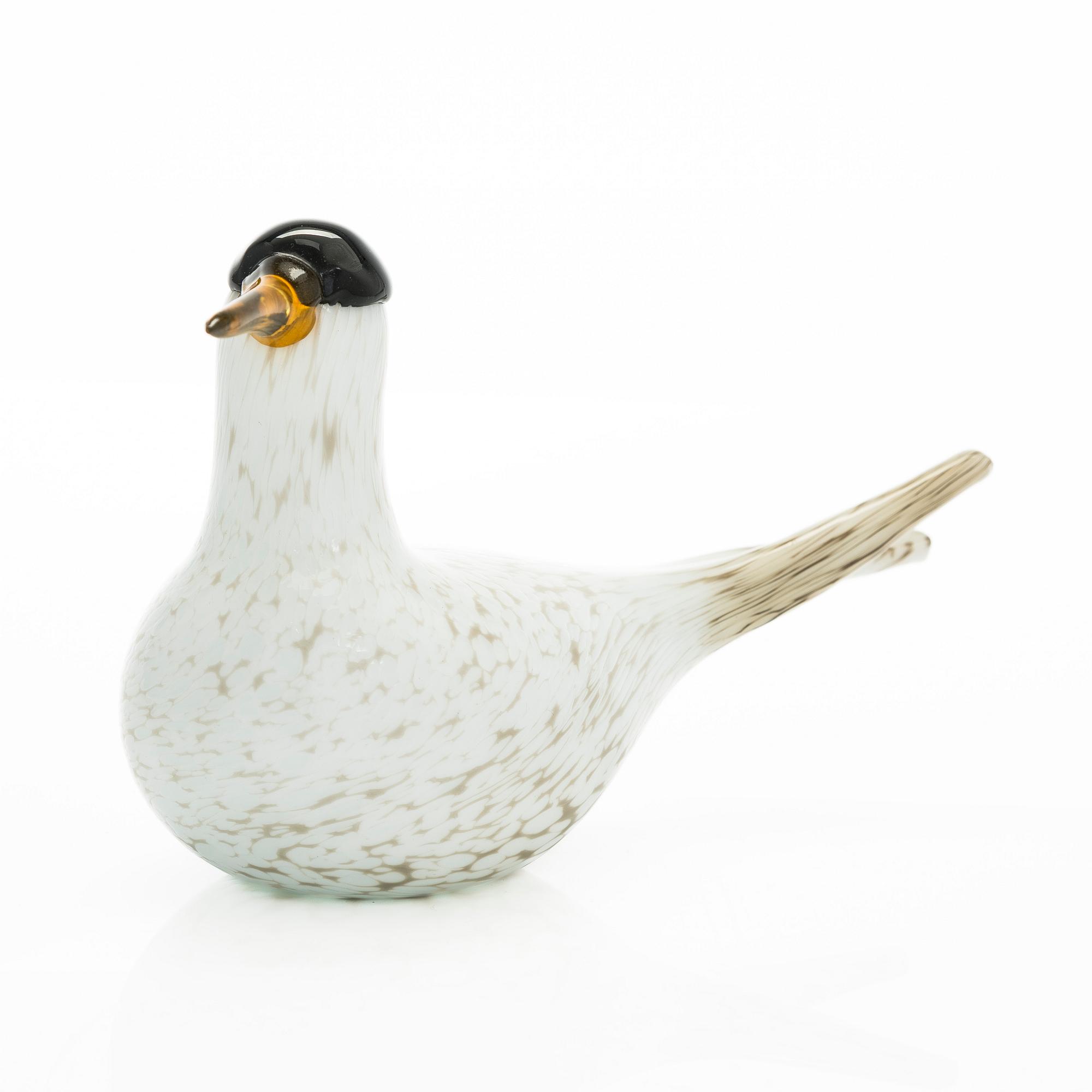 Oiva Toikka, An annual glass bird 'Arctic tern', signed O. Toikka Nuutajärvi 2000.