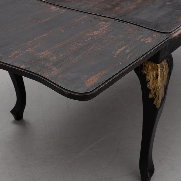 a circa 1900 dining table.