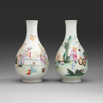 279. A pair of finely painted vases with Qianlongs mark, late Qing Dynasty / Republic early 20th century.