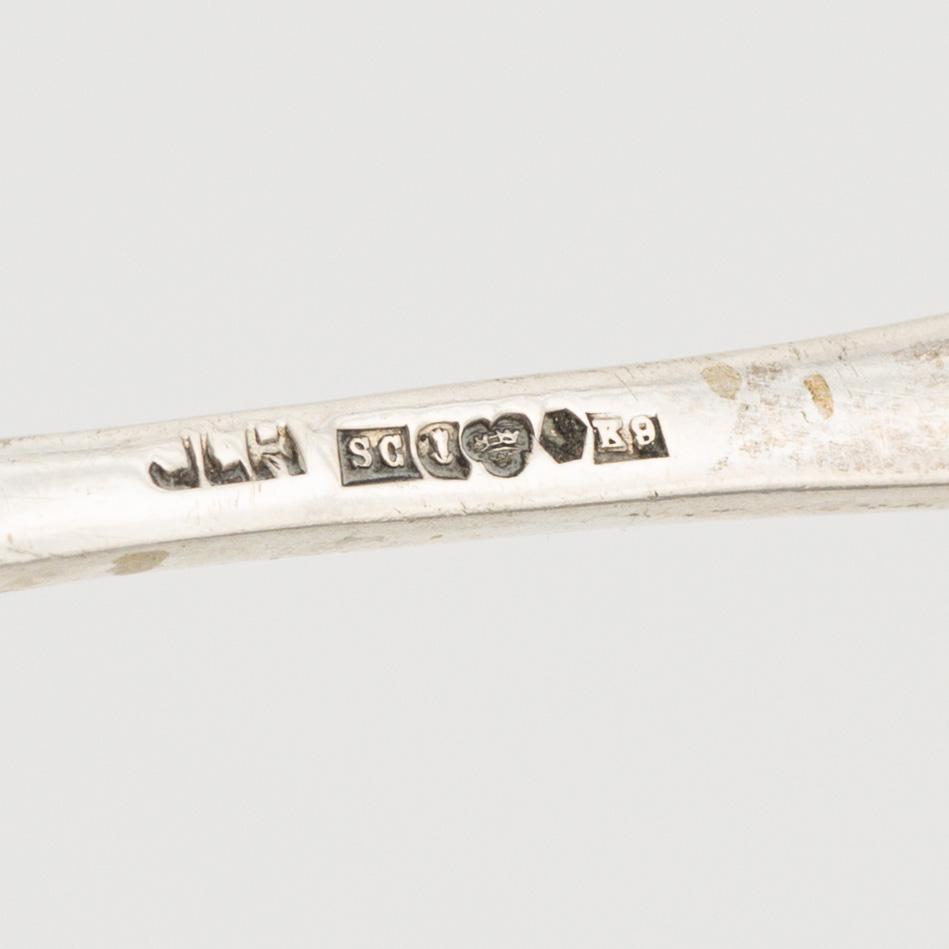 Korgar två st och sked silver, saltkar med silvermontering, 1900-tal.