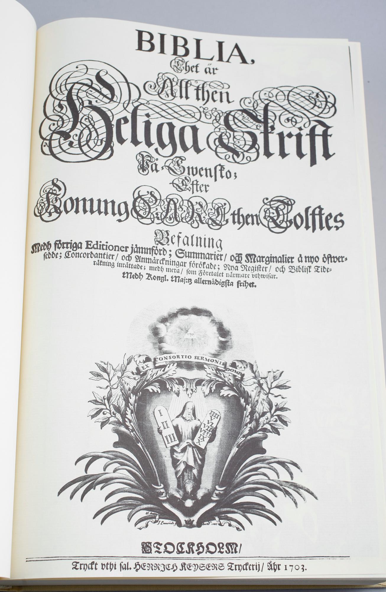 BOK, "Carl XII: Bibel", Gidlunds förlag 1978.