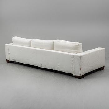 A 'Status 02' sofa by Antonio Citterio for Flexform.