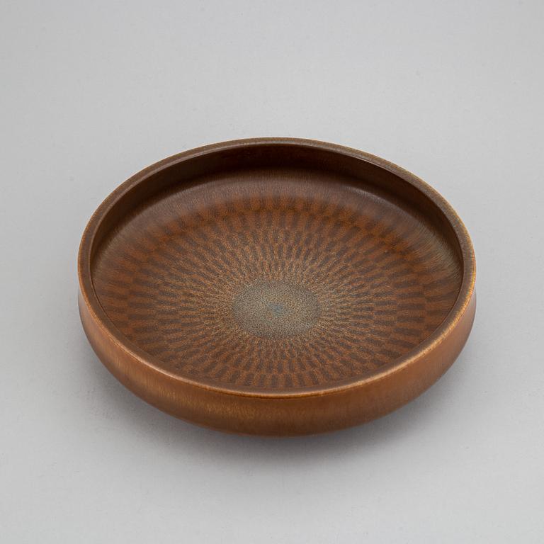 Berndt Friberg, a glazed stoneware dish, Gustavsbergs Studio, signed Friberd with date letter "b" for 1960.