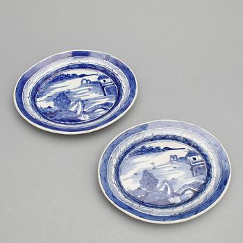 Fat, ett par, porslin. Kina 1800-tal.
