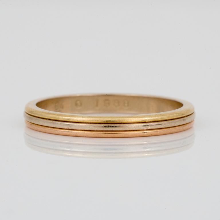 RING, Cartier, trefärgad 18K guld, daterad 1988.