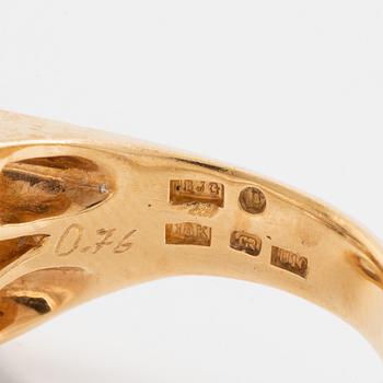 Brilliant cut diamond ring.