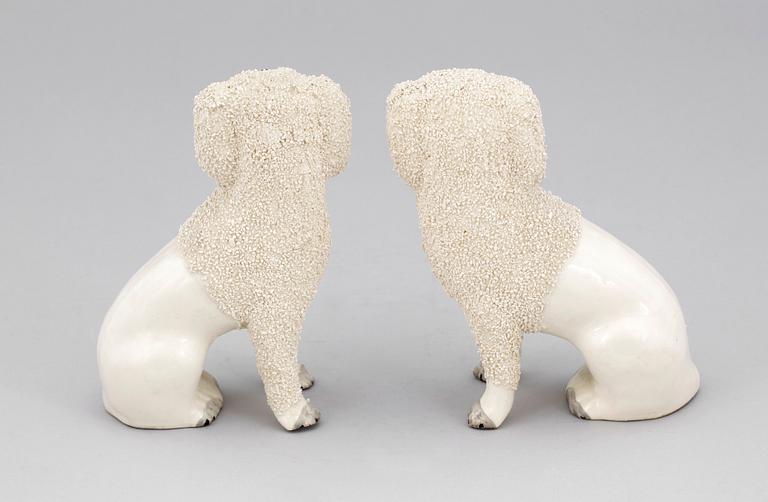 FIGURINER, ett par, keramik, Staffordshire, 1800-tal.