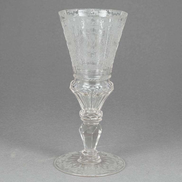 POKAL, glas, 1700-talets mitt.