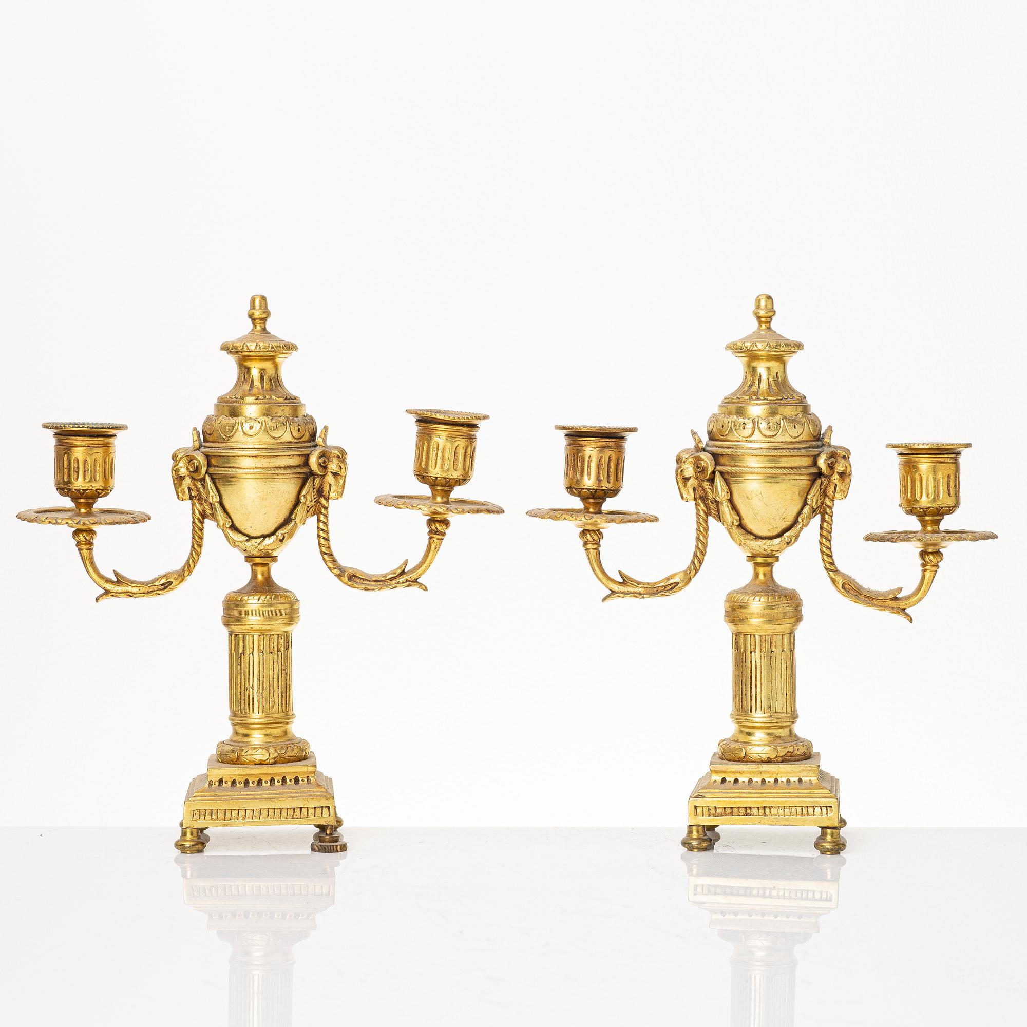 A pair of candelabras/cassolettes, second half of the 19th century.