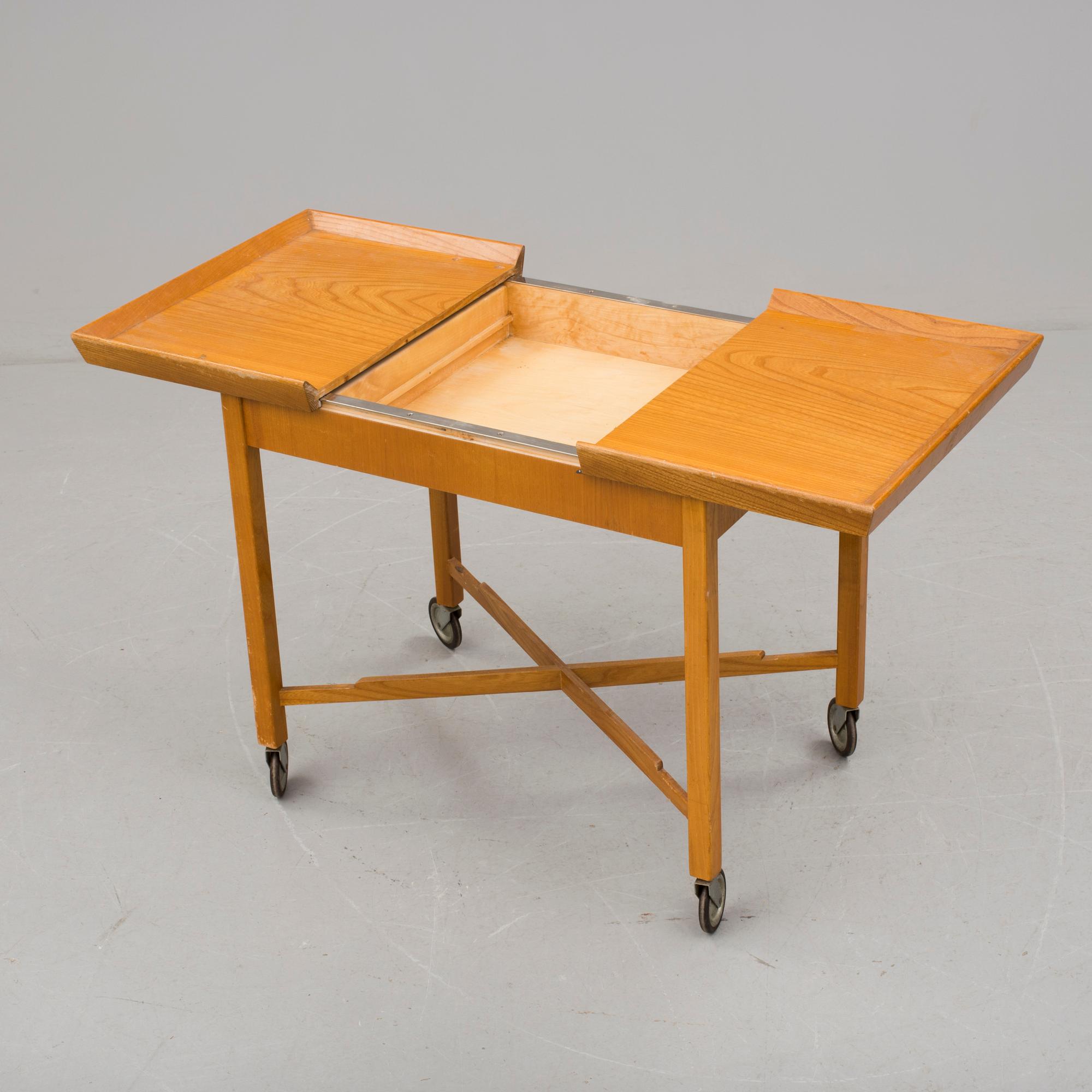 SERVERINGSVAGN, 1940-tal.
