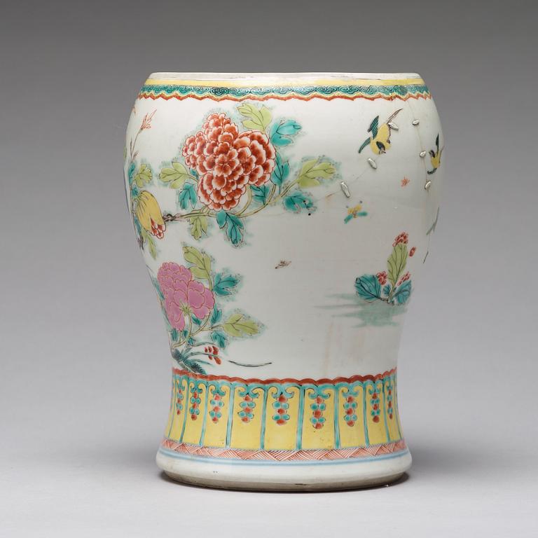 A famille rose vase, Qing dynasty, 18th Century.