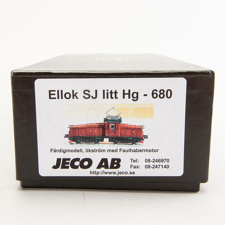 1 Jeco locomotive SJ litt Hg-680 and 13 freight cars.