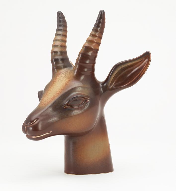 A Gunnar Nylund figure of an antelope's head.