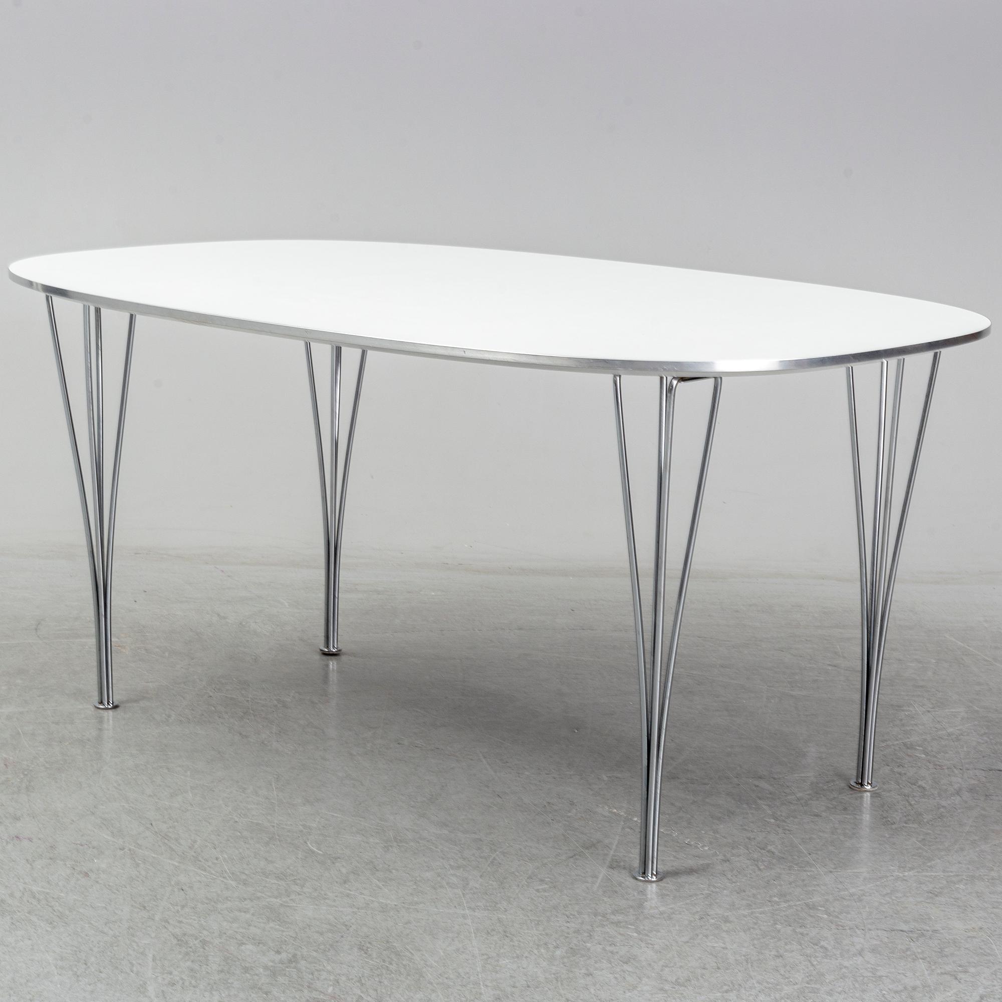 BRUNO MATHSSON & PIET HEIN, matbord, "Superellips", Fritz Hansen, Danmark.