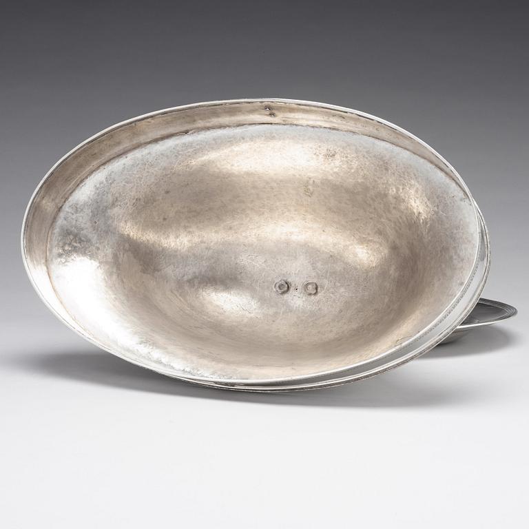 An Austrian 19th century silver serving dish and cover, mark of Aloys Würth, Vienna c. 1820.