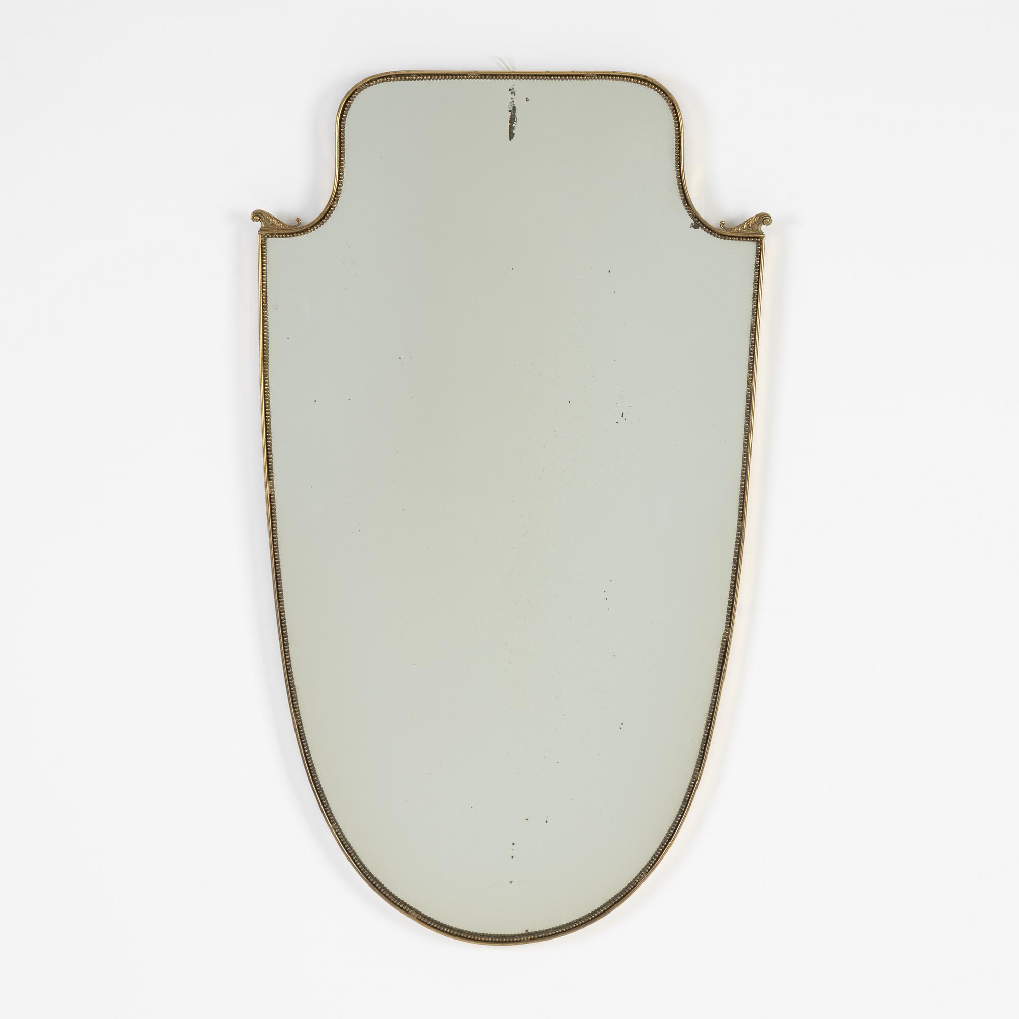 A mirror, first half of the 20th Century.