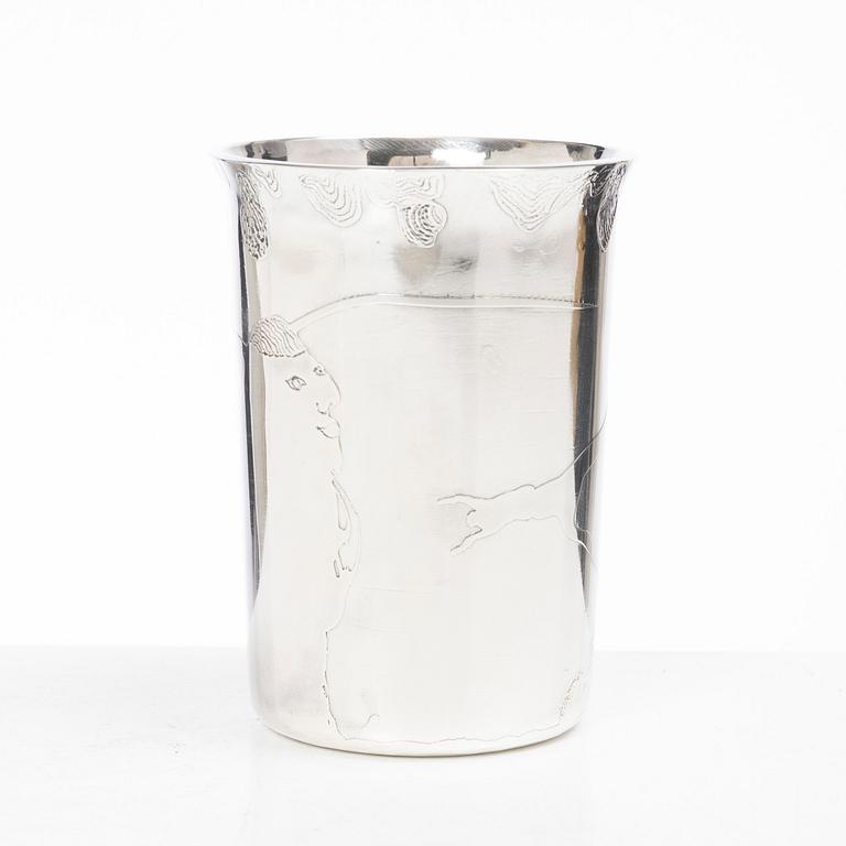 Olle Ohlsson, A sterling silver beaker, Olle Ohlsson Silversmide, Stockholm 1979.
